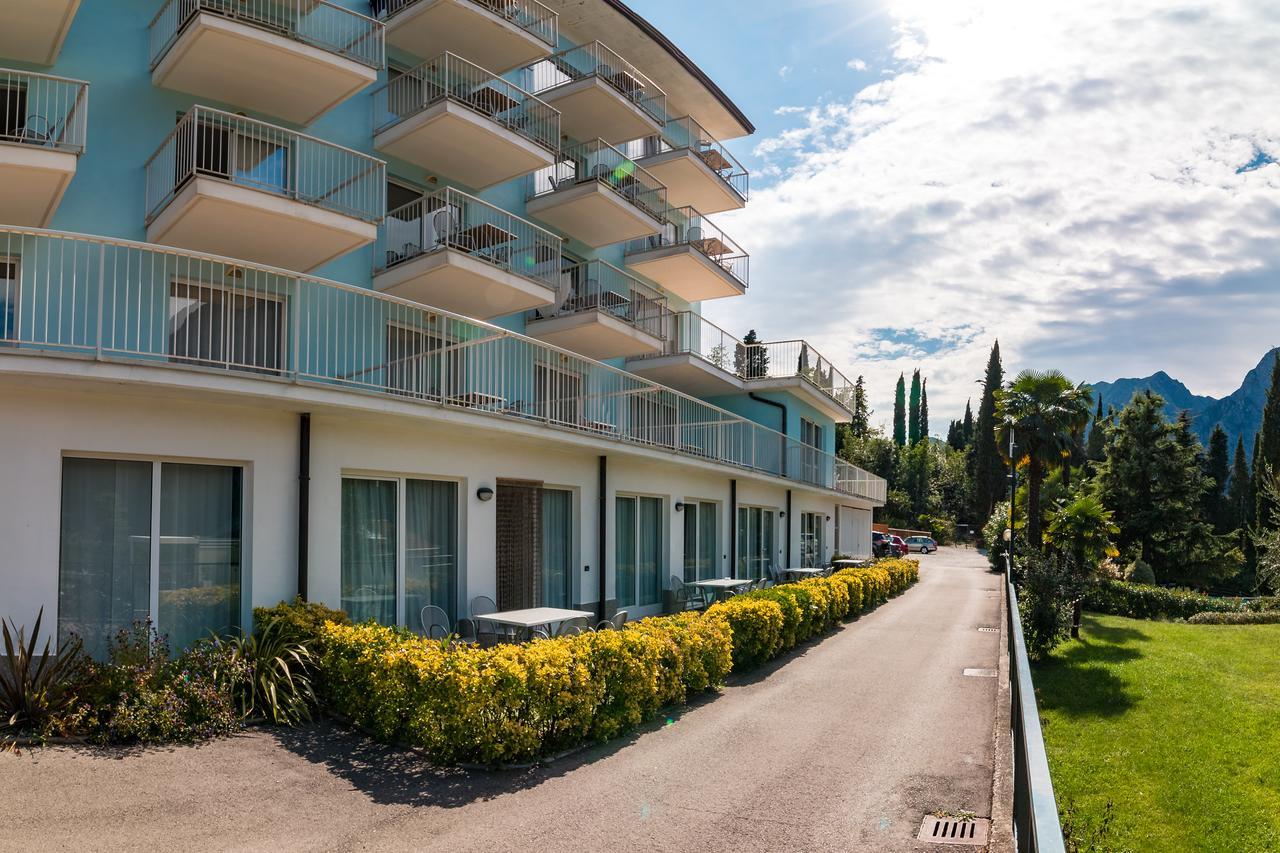 Residence Marina Riva del Garda Kültér fotó