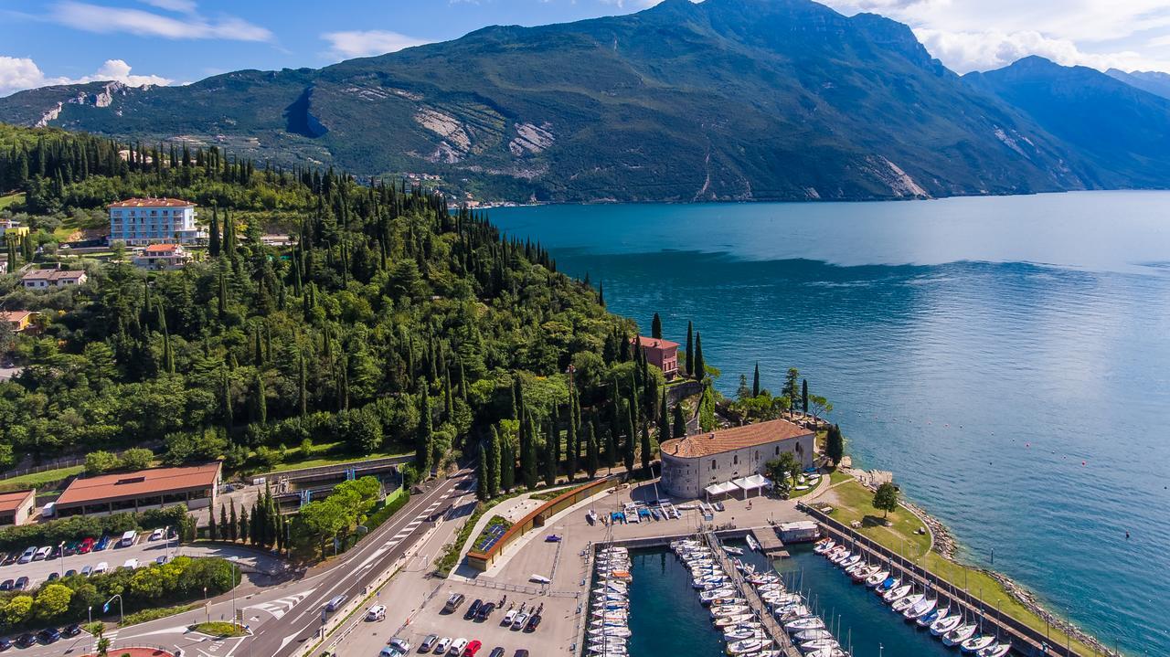 Residence Marina Riva del Garda Kültér fotó