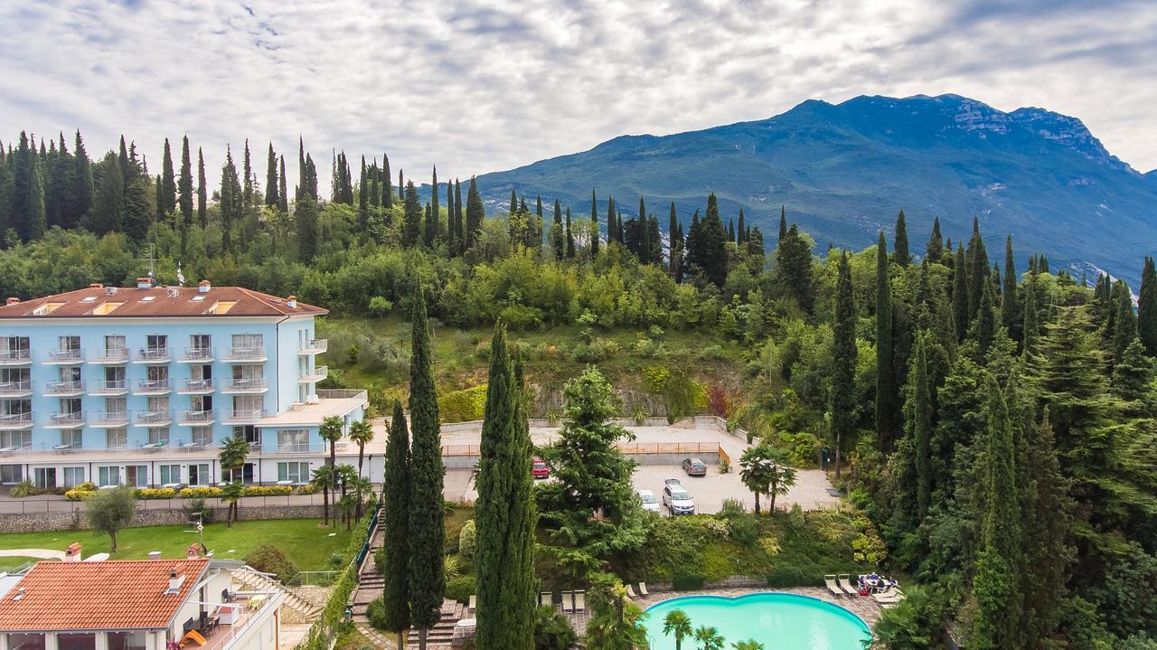Residence Marina Riva del Garda Kültér fotó