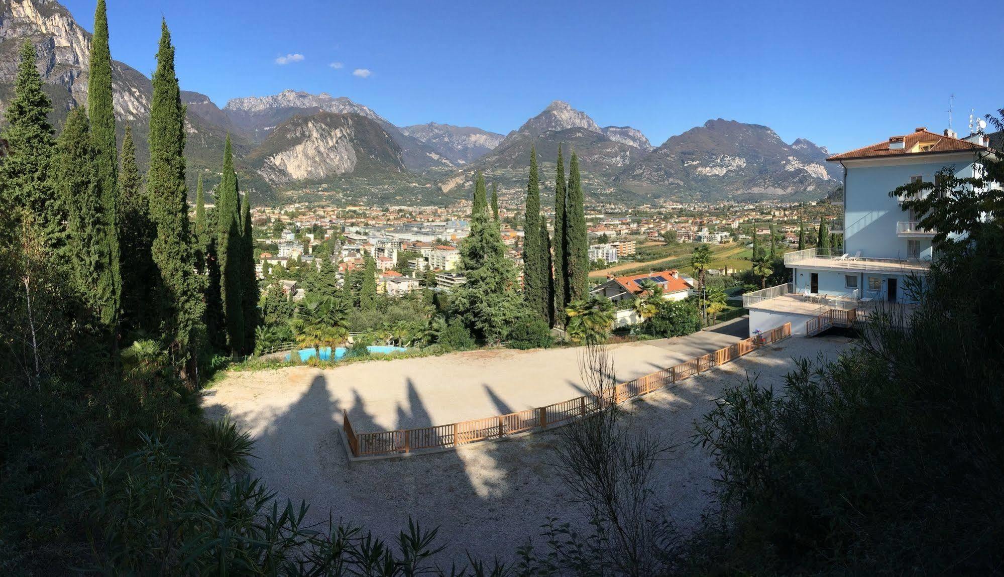 Residence Marina Riva del Garda Kültér fotó