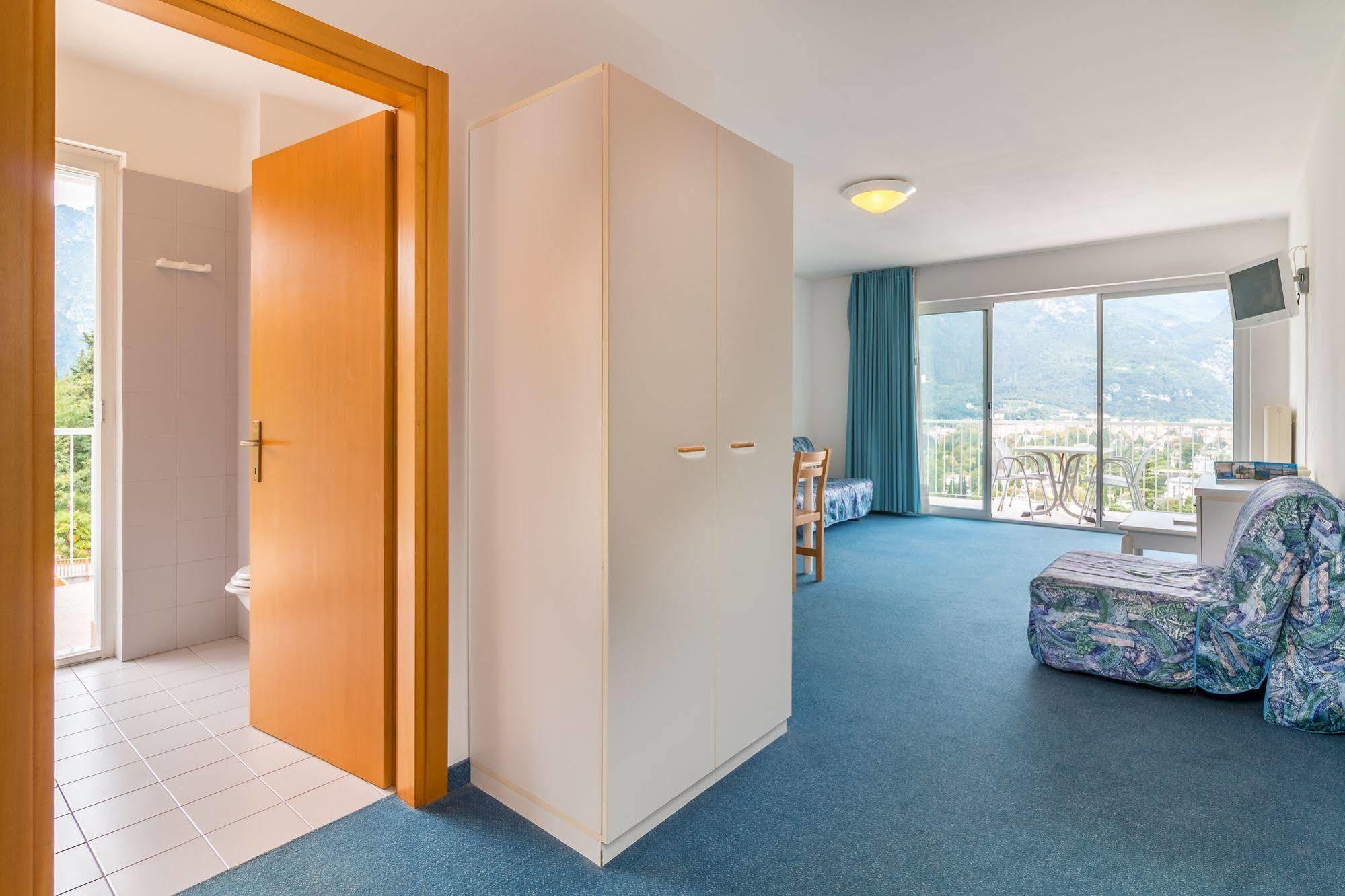 Residence Marina Riva del Garda Kültér fotó