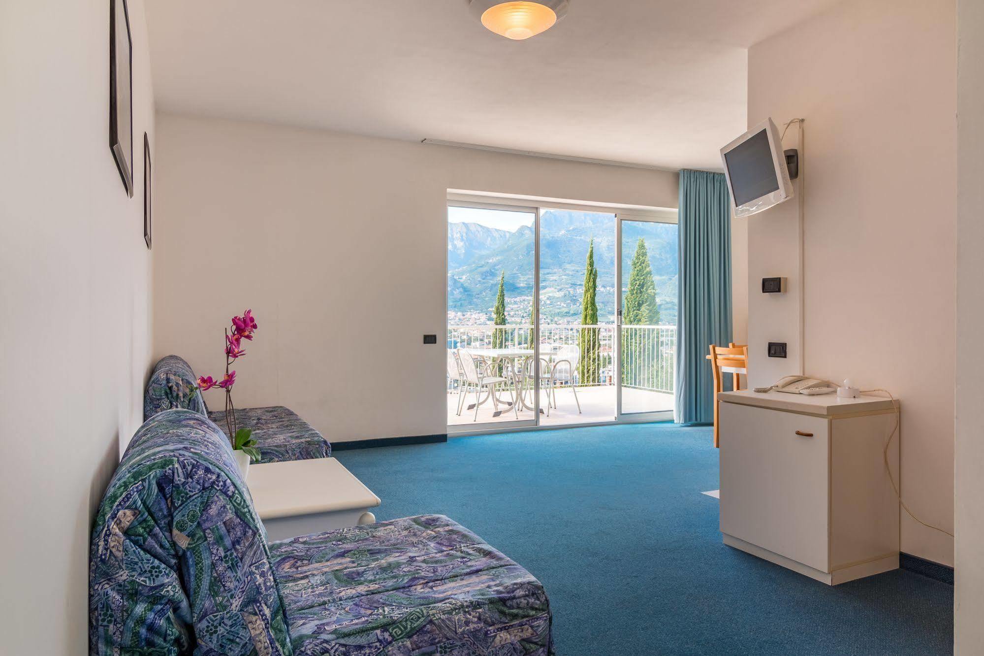 Residence Marina Riva del Garda Kültér fotó