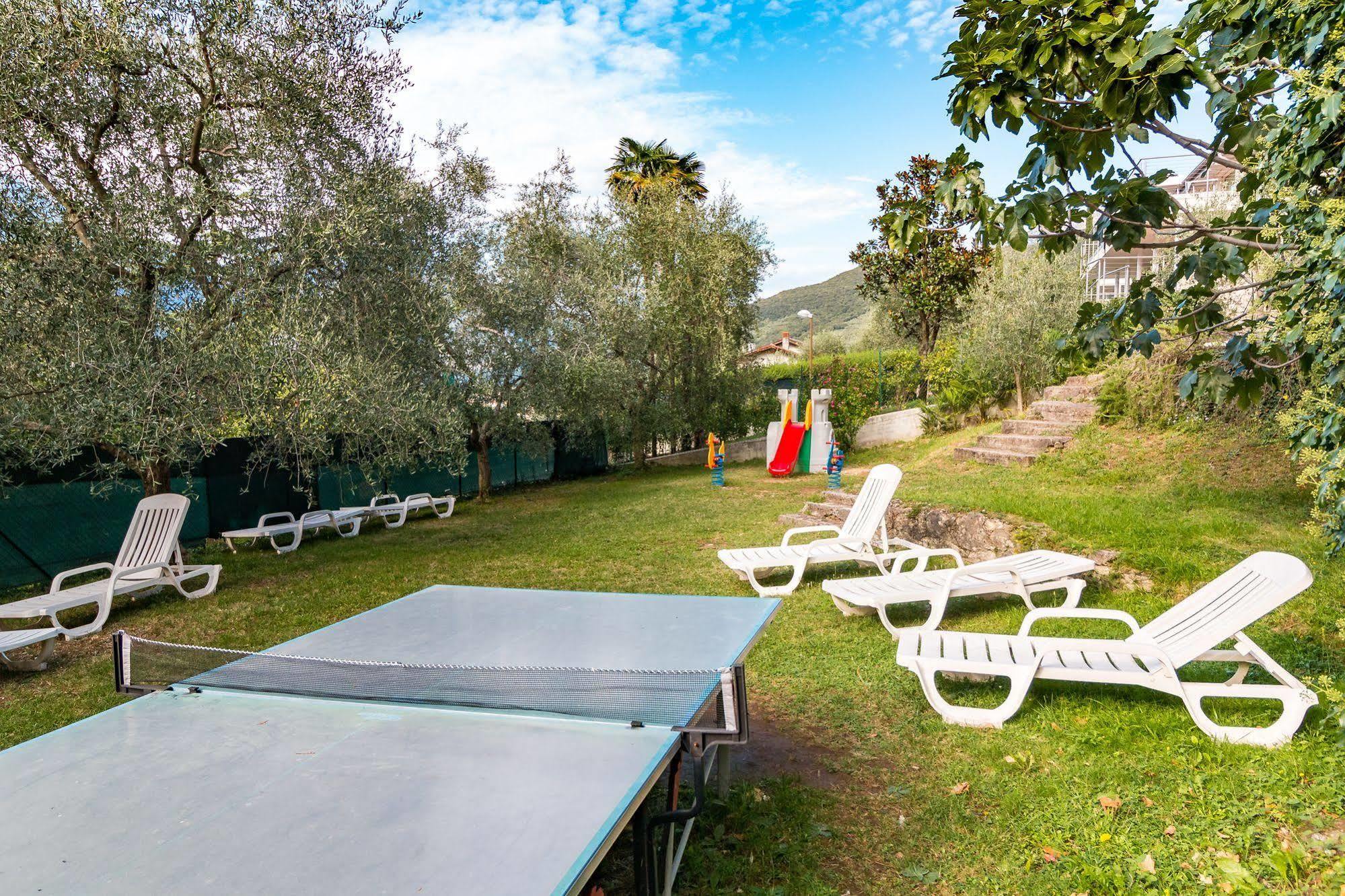 Residence Marina Riva del Garda Kültér fotó