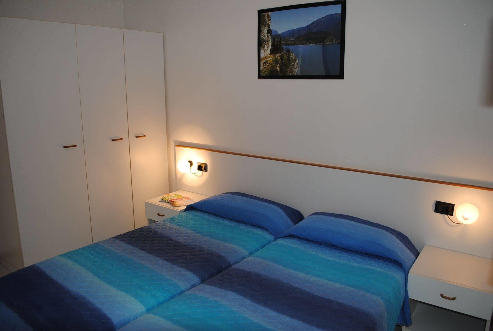 Residence Marina Riva del Garda Kültér fotó