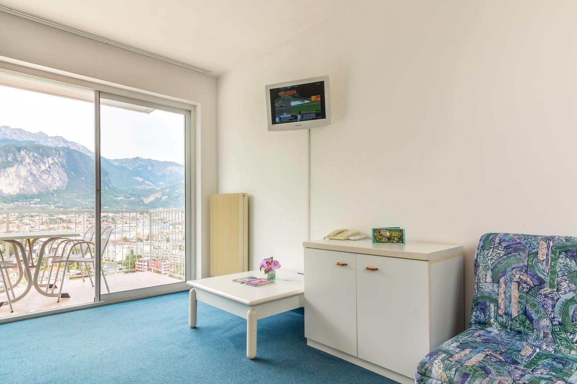 Residence Marina Riva del Garda Kültér fotó